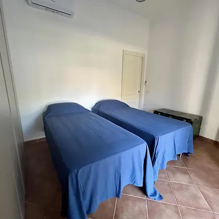 House Апартаменты Капри